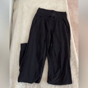 lululemon joggers